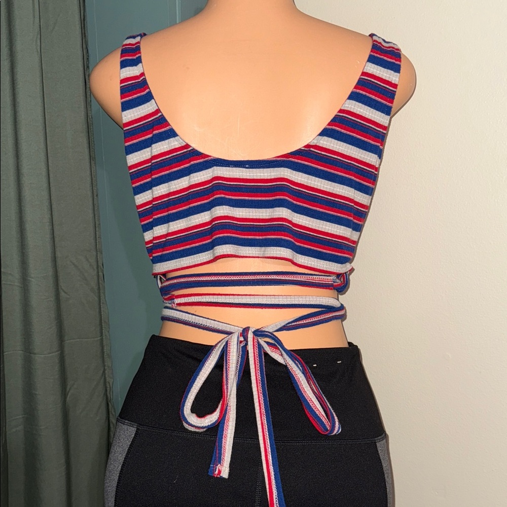 Vibrant Striped Knotted Tank Top - Picture 4 of 6